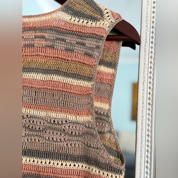 Vintage Knit Sweater Vest - Picture 4 of 8